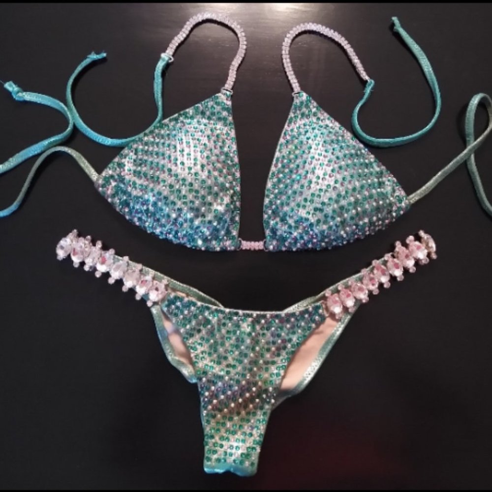 Competition bikini